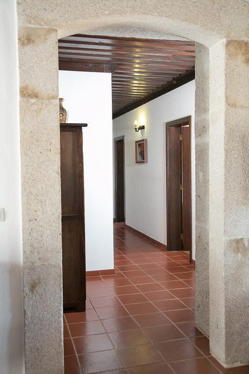 Solar Dos Almeidas - Turismo De Habitacao Bed and Breakfast Trancoso Exteriör bild